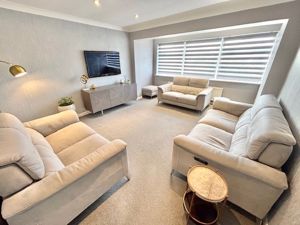 Lounge- click for photo gallery